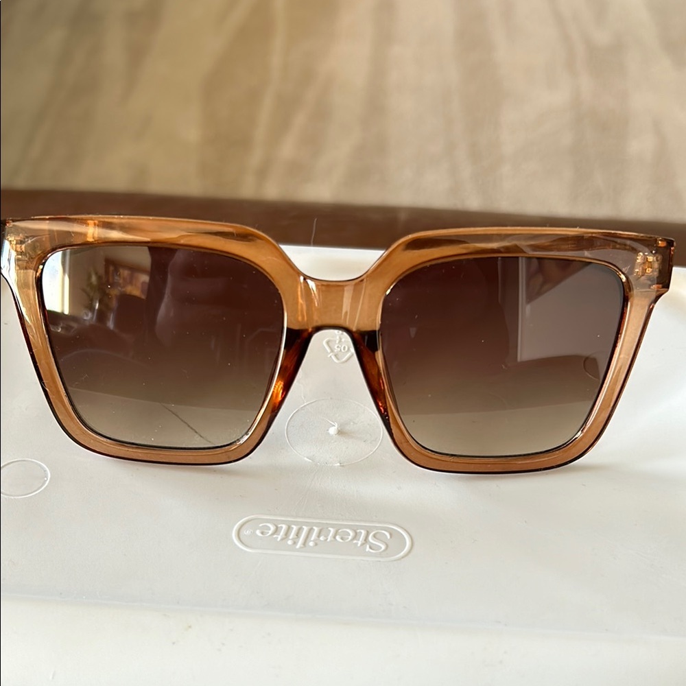 Vince Camuto never worn Brown Sunglasses